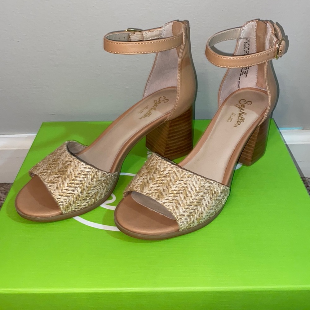 Seychelles heels
